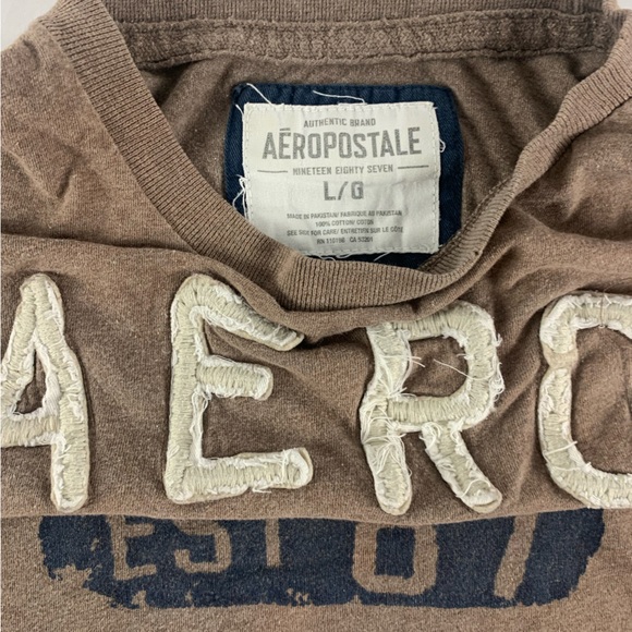 Aeropostale T-Shirt - Picture 3 of 3